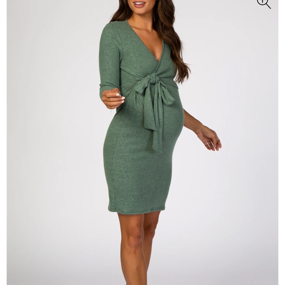 Stylish Maternity/Nursing Women's Dress in Green